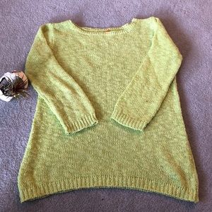 Green Sweater  🌸 3/$30